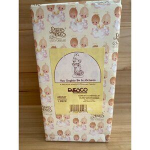 Precious Moments You Oughta Be In Pictures Figurine #490327 - 1999 with box